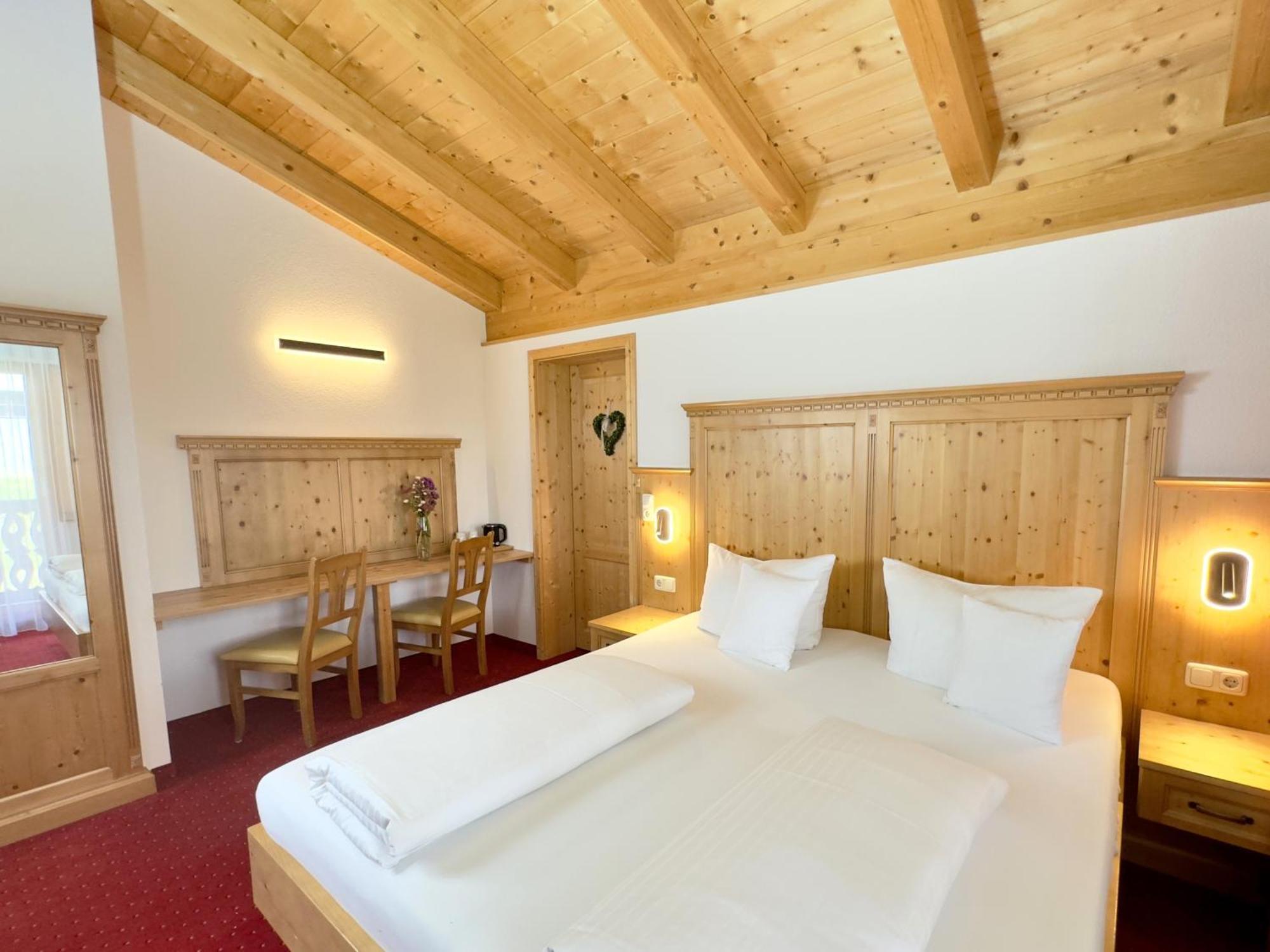 Landhaus Lechthaler Sankt Anton am Arlberg Exterior photo